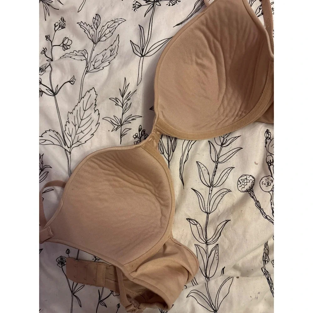 Vassarette Beige‎ Oh-So-Sleek Underwire T-Shirt Bra, Size 38C